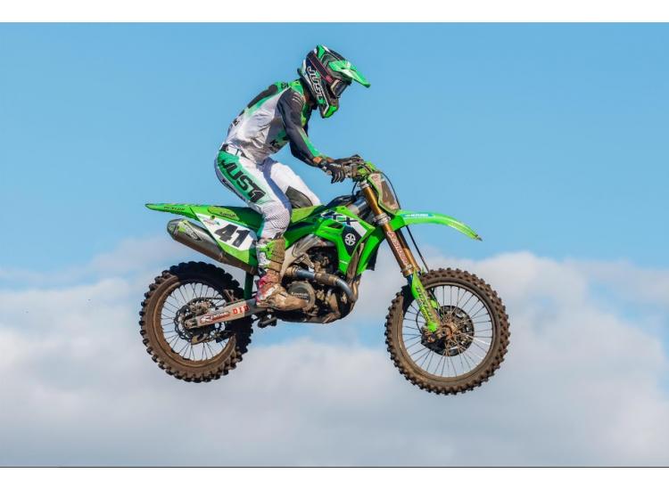 Une journée frustrante dans le sable pour Romain Febvre