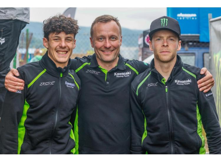 KRT remporte les DEUX courses de qualification à Loket