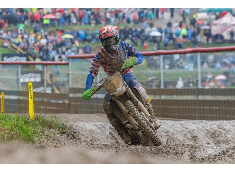 KRT remporte les DEUX courses de qualification à Loket