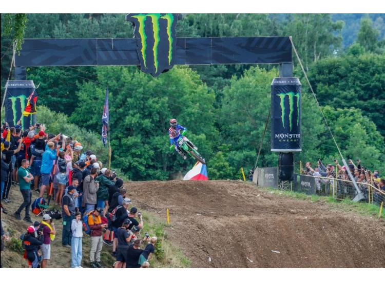 Premier podium en GP pour Mathis Valin