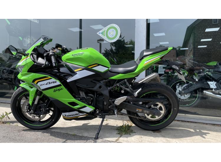 KAWASAKI ZX-4RR