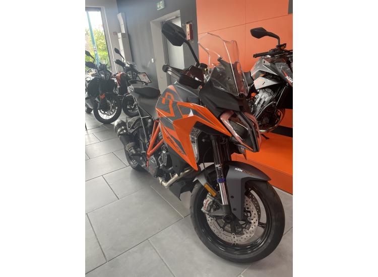 KTM 1290 SUPER DUKE GT