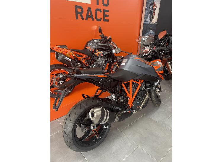 KTM 1290 SUPER DUKE GT
