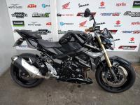 SUZUKI GSR 750