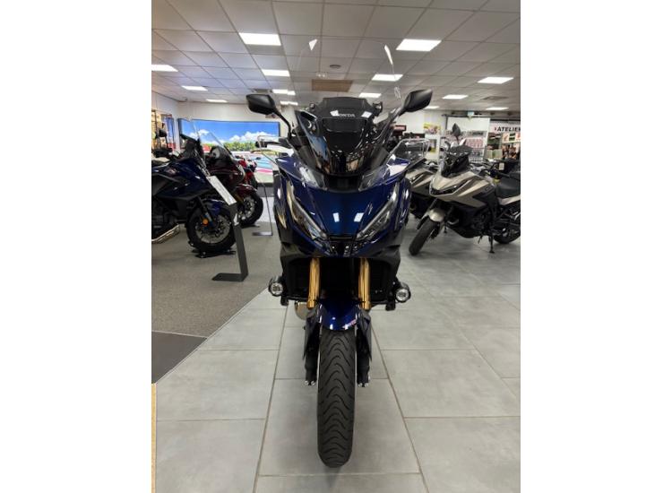 HONDA NT 1100 DCT SUSPENSION ELECTRONIQUE 