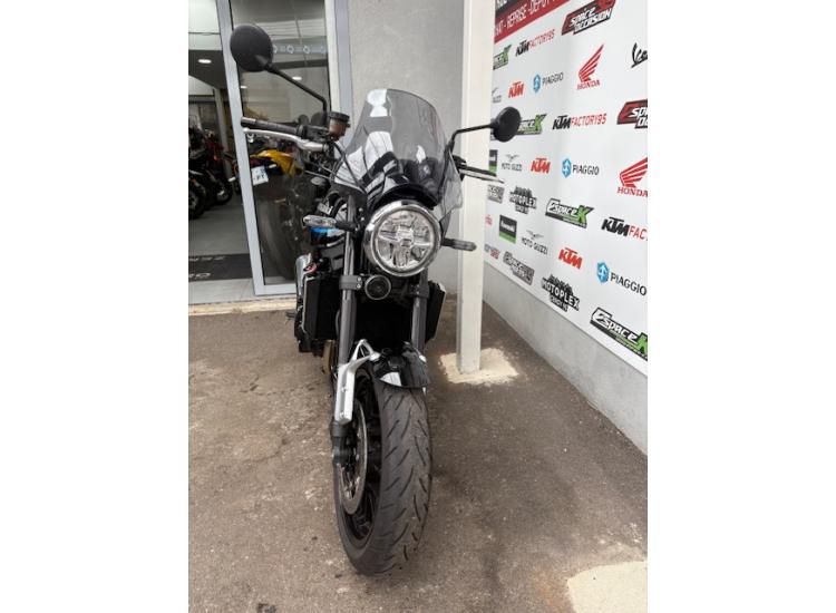 KAWASAKI Z900RS