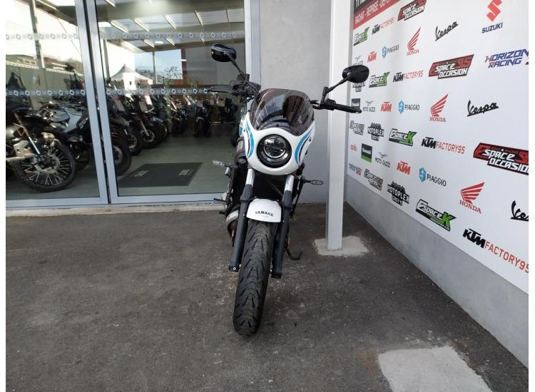 YAMAHA XSR 700