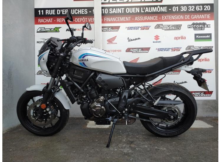 YAMAHA XSR 700